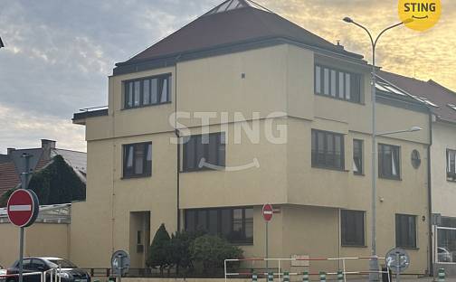 Pronájem kanceláře 72 m², Jiráskova, Mělník