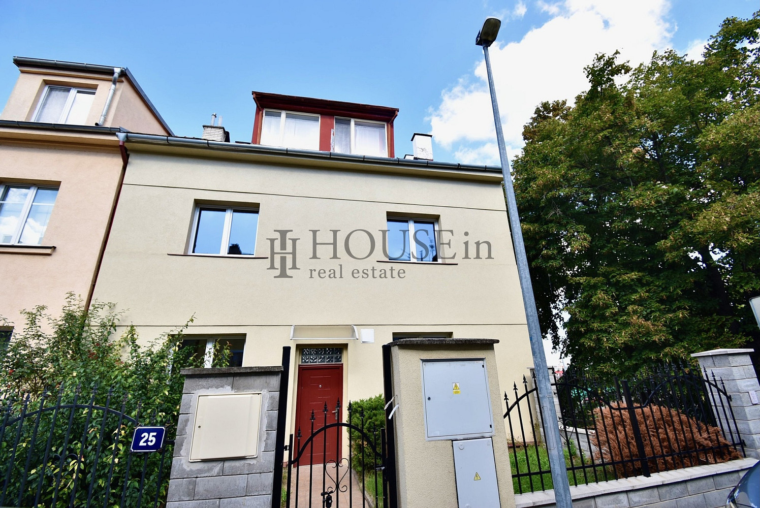 Pronájem bytu 2+kk 37 m² – fotografie 4