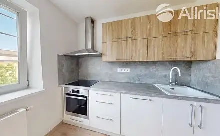 Pronájem bytu 3+1 77 m²