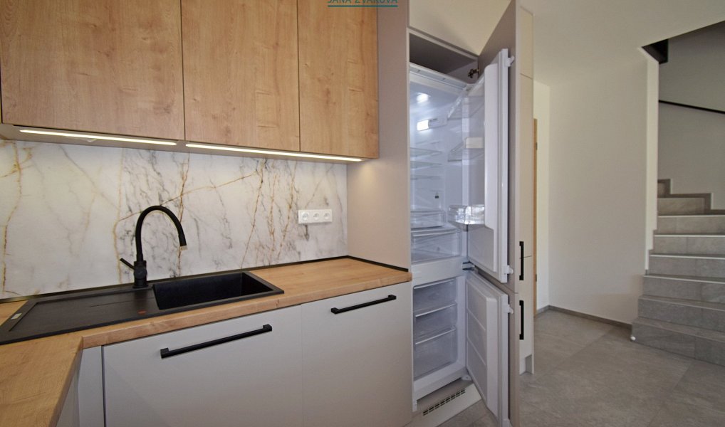 Prodej domu 147 m² s pozemkem 127 m², Liberec – náhled fotky 9
