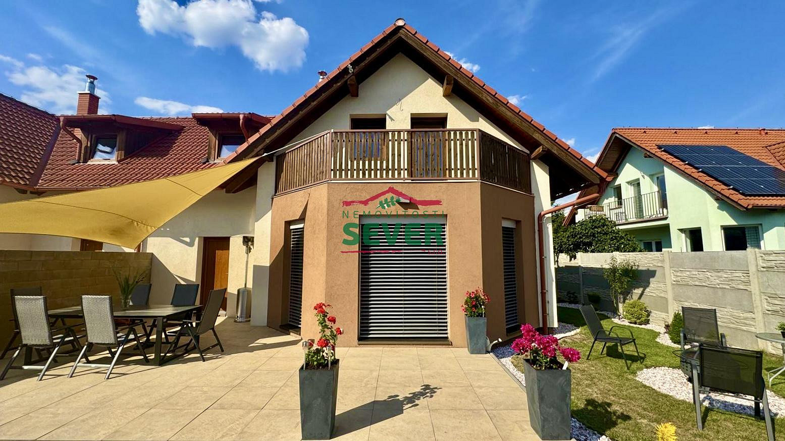 Prodej domu 220 m² s pozemkem 571 m²