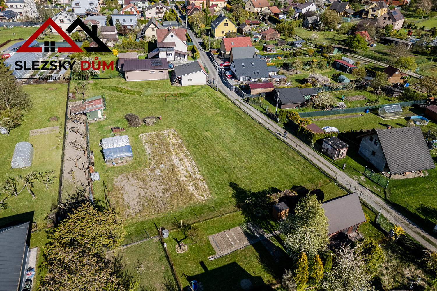 Prodej stavebního pozemku 623 m² – fotografie 2