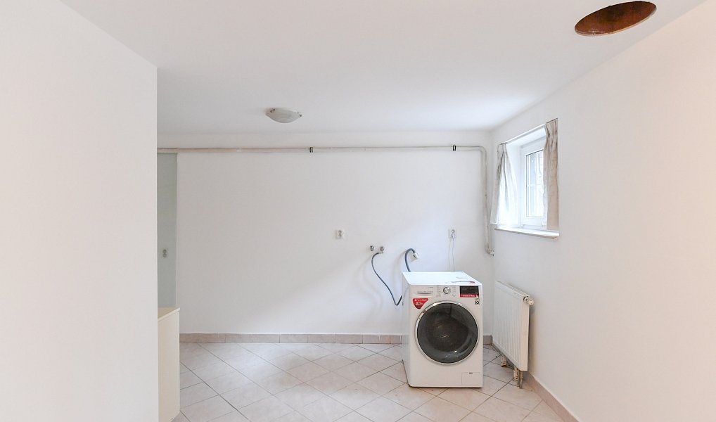 Prodej komerčního objektu (jiného typu) 665 m², Praha – náhled fotky 22