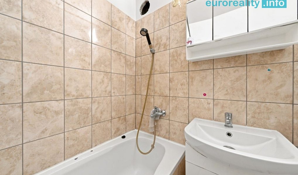 Prodej bytu 2+1 42 m², Stráž pod Ralskem – náhled fotky 11