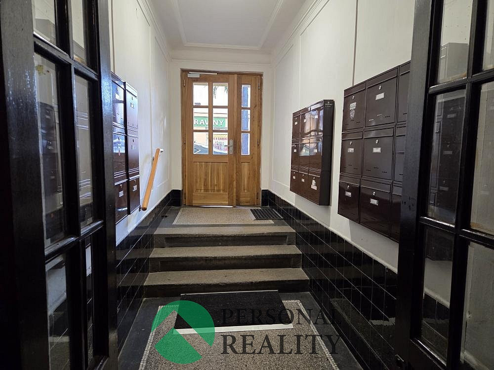 Pronájem bytu 3+kk 78 m² – fotografie 3