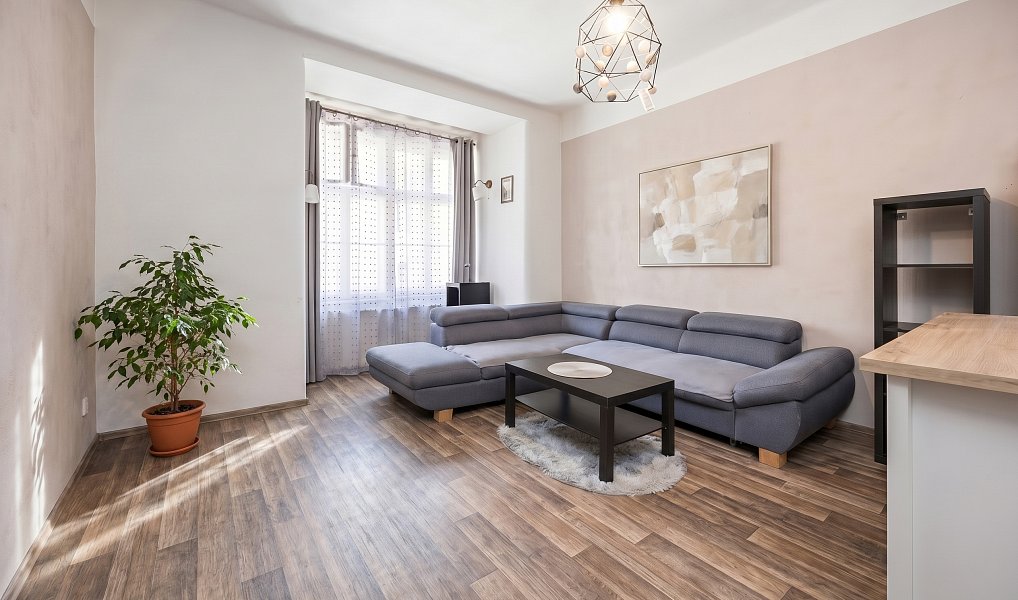 Prodej bytu 4+kk 87 m², Praha – náhled fotky 2