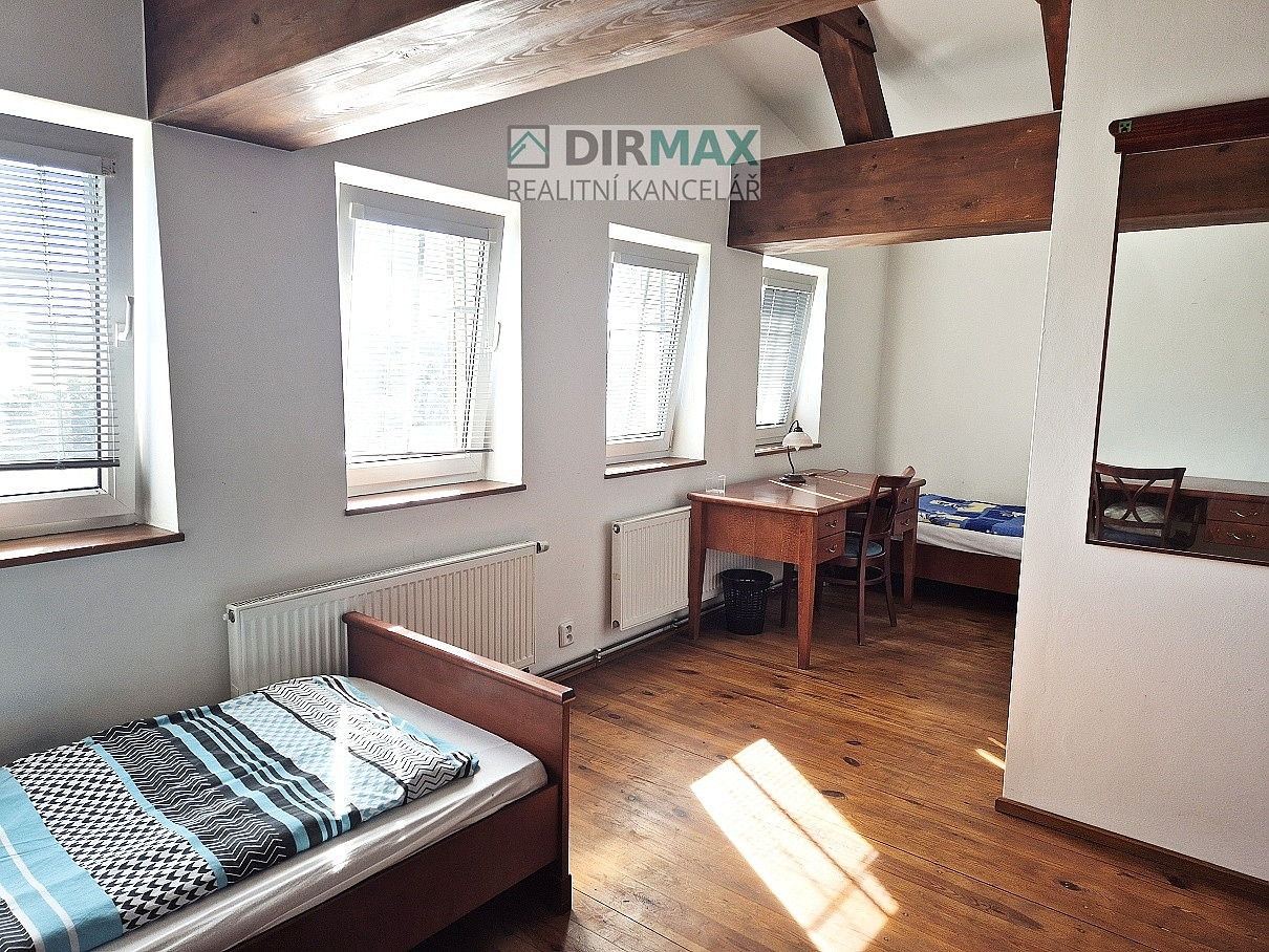 Pronájem pokoje 30 m² – fotografie 5