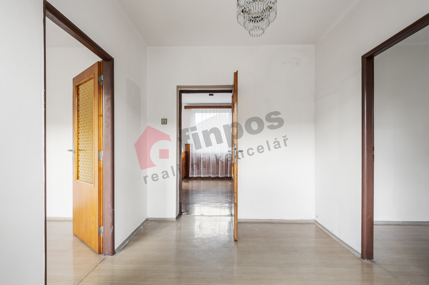 Prodej domu 210 m² s pozemkem 1 048 m² – pohled 6