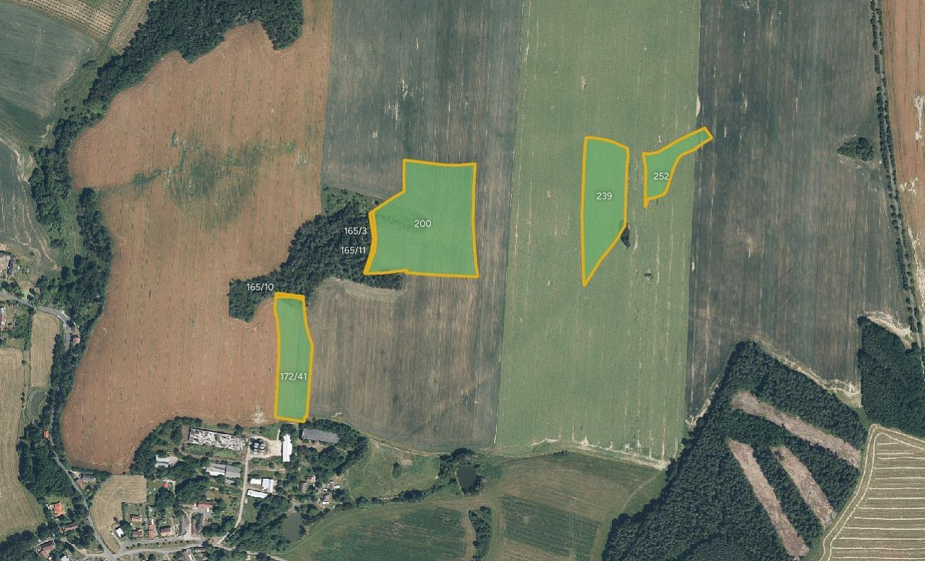Prodej pole 34 145 m²
