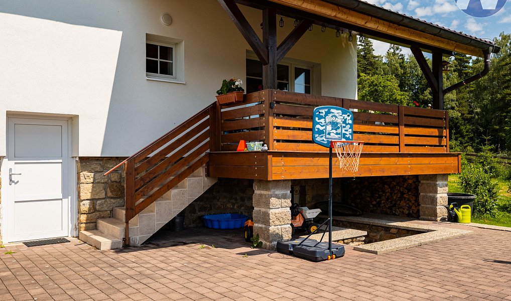 Prodej domu 198 m² s pozemkem 1 993 m², Vimperk – náhled fotky 34