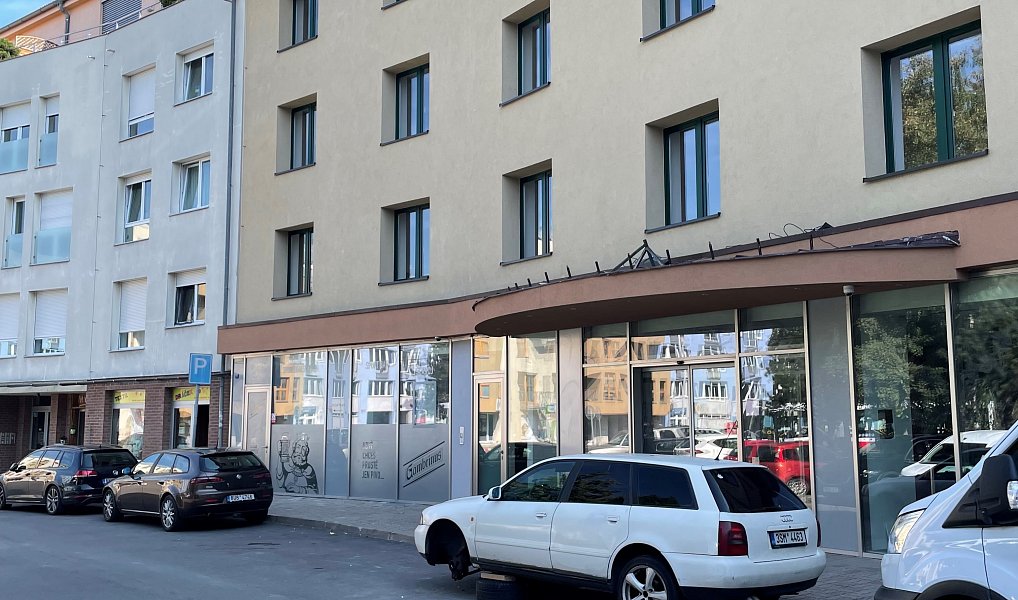Prodej obchodních prostor, Praha – náhled fotky 2