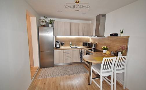 Pronájem bytu 2+kk 37 m², Husova, Liberec - Liberec V-Kristiánov