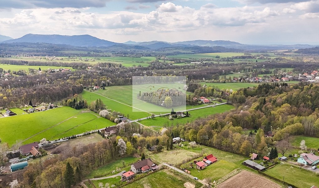 Prodej stavebního pozemku 1 878 m², Vyšní Lhoty – náhled fotky 3