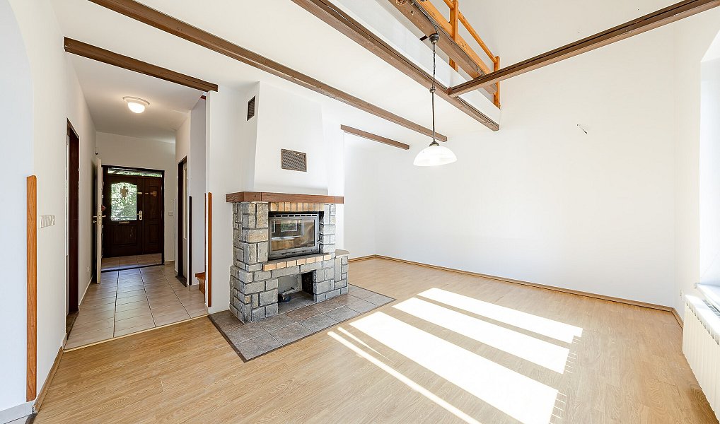 Prodej domu 184 m² s pozemkem 1 027 m², Uherské Hradiště – náhled fotky 7