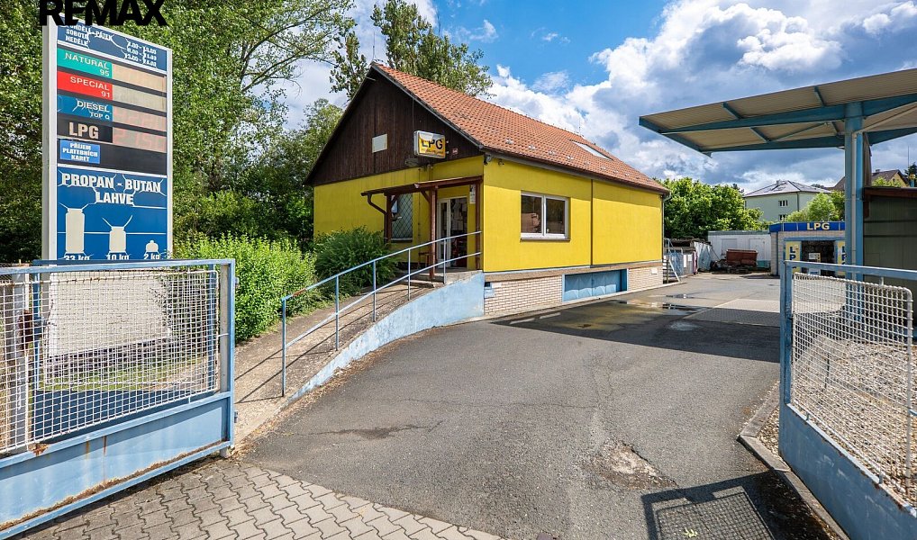 Prodej domu 116 m² s pozemkem 1 027 m², Kamenné Žehrovice – náhled fotky 2