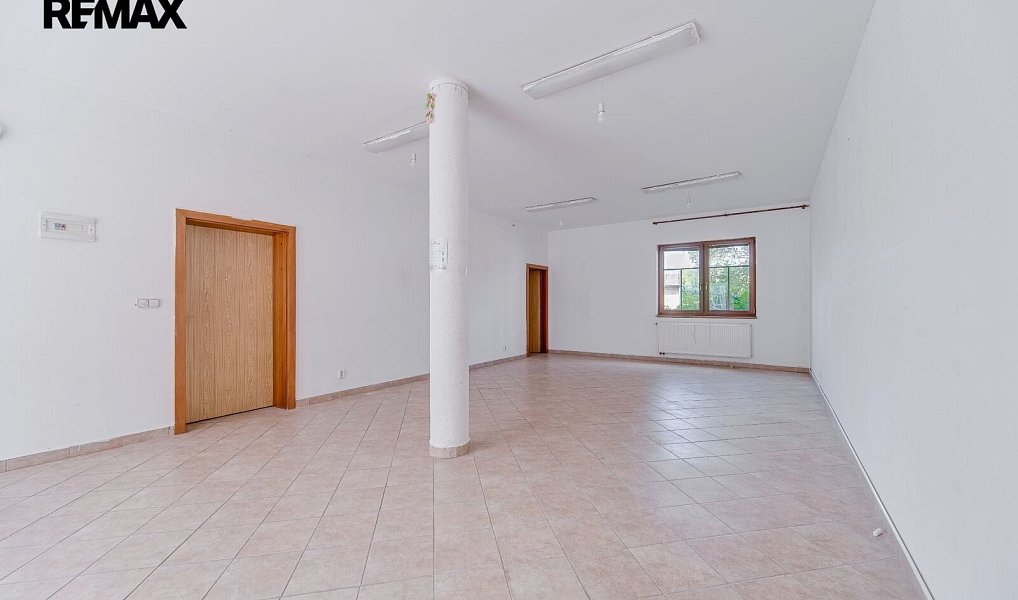 Prodej domu 332 m² s pozemkem 104 m², Aš – náhled fotky 5