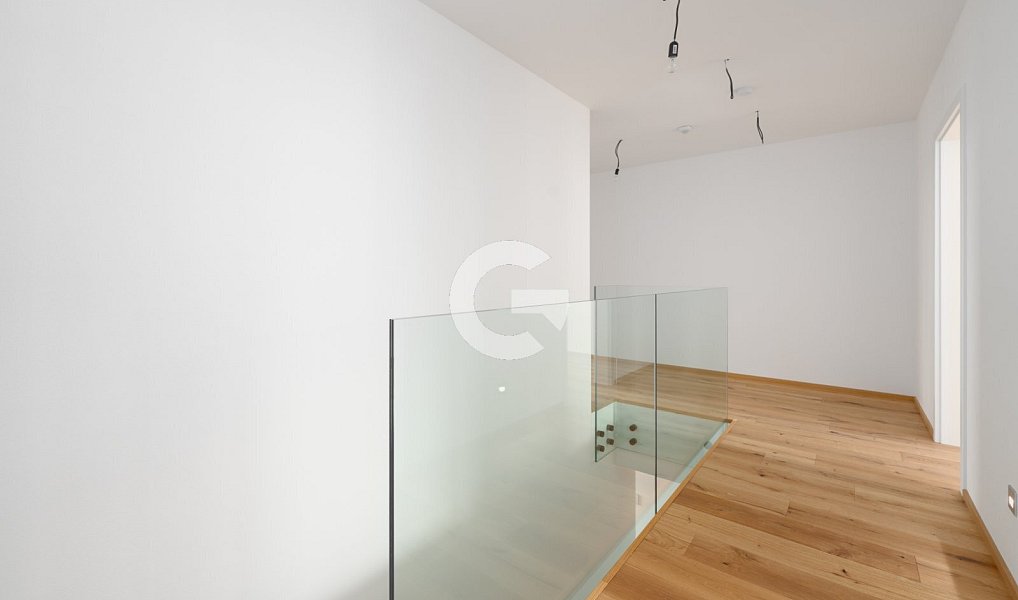 Prodej domu 178 m² s pozemkem 192 m², Zlín – náhled fotky 13