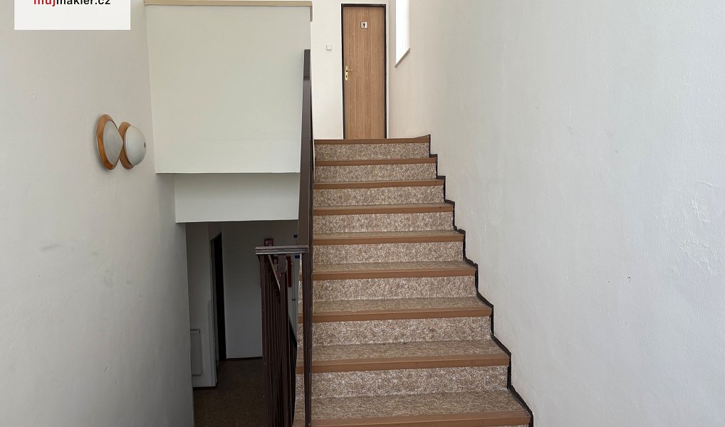 Pronájem kanceláře 500 m², Háje – náhled fotky 3