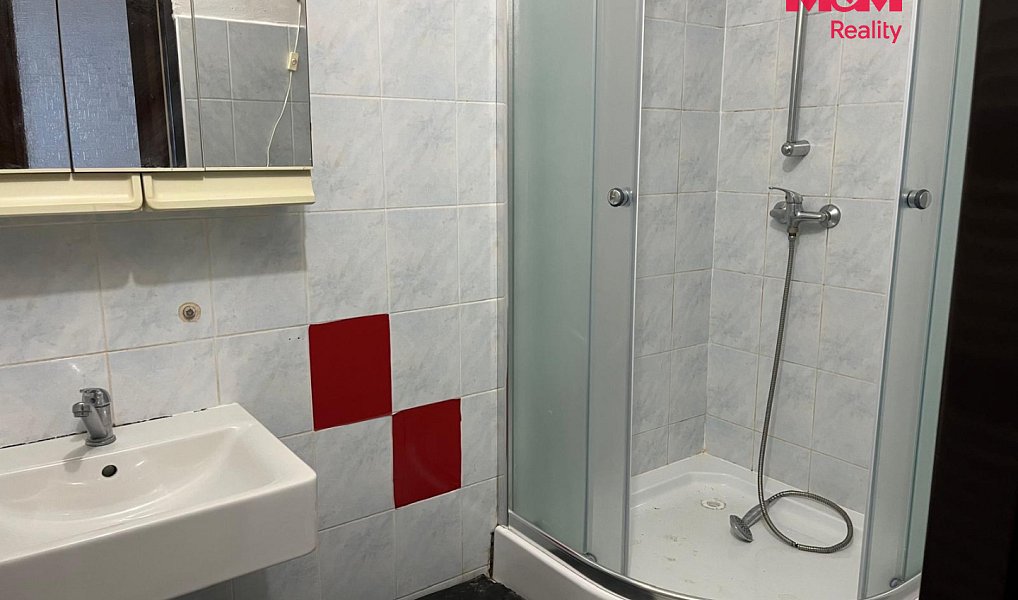Pronájem bytu 2+kk 39 m², Louny – náhled fotky 3