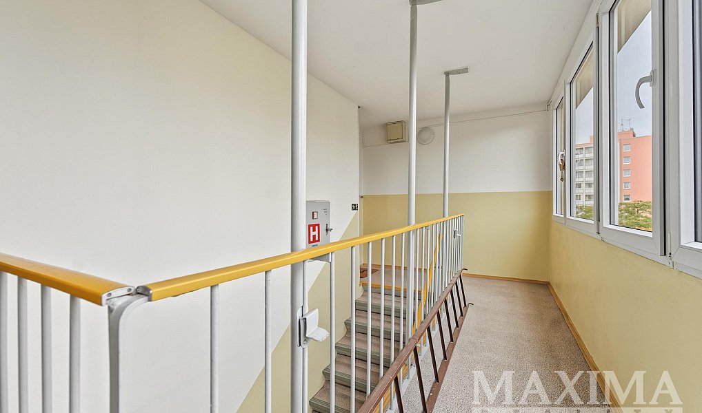 Prodej bytu 1+kk 30 m², Kladno – náhled fotky 13