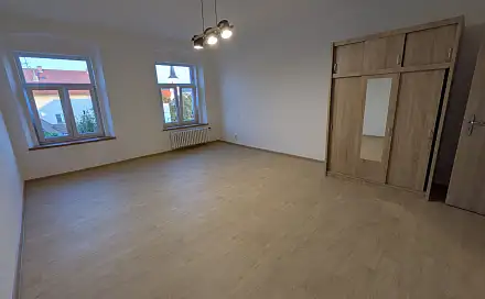 Pronájem bytu 1+kk 35 m²
