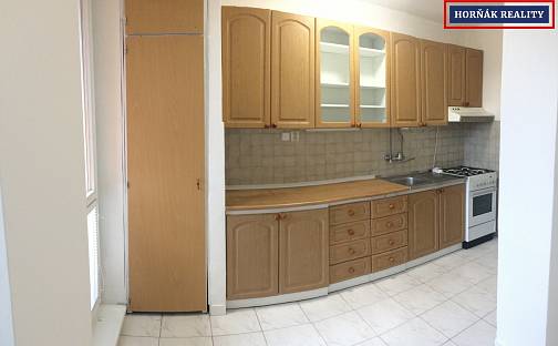 Pronájem bytu 3+1 72 m², Slavkovská, Bučovice, okres Vyškov