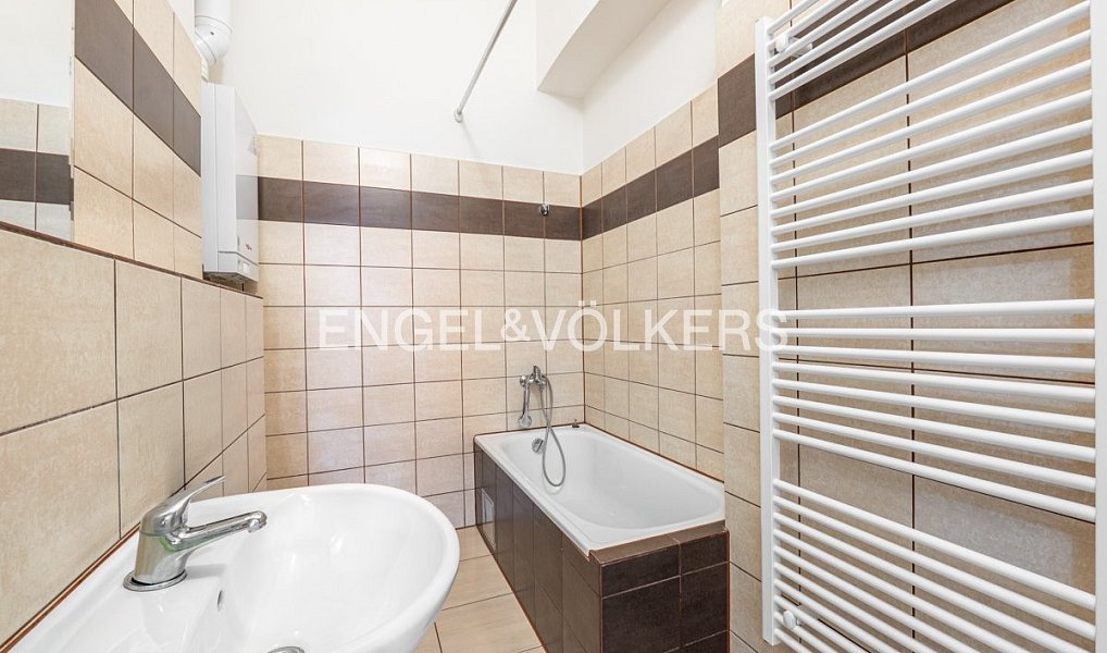Prodej bytu 3+1 104 m², Praha – náhled fotky 6