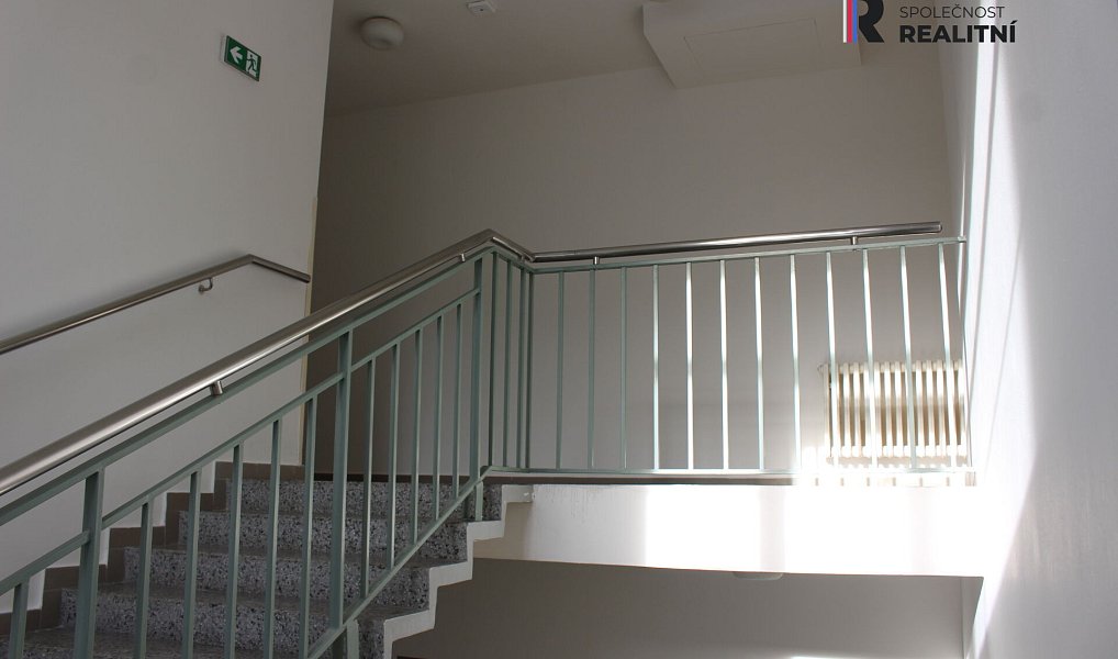 Pronájem kanceláře 49 m², Karlovy Vary – náhled fotky 10