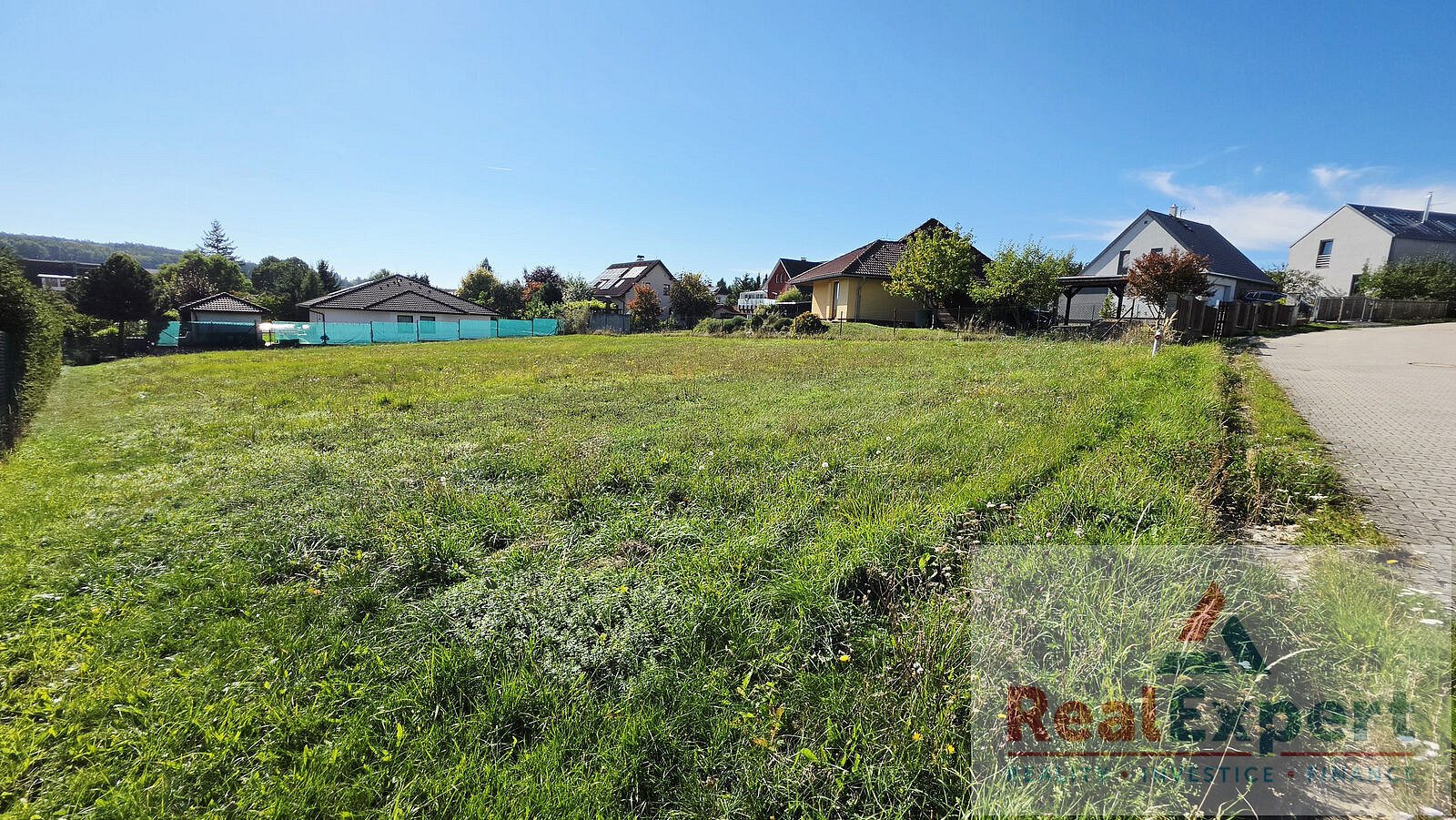 Prodej stavebního pozemku 1 307 m²