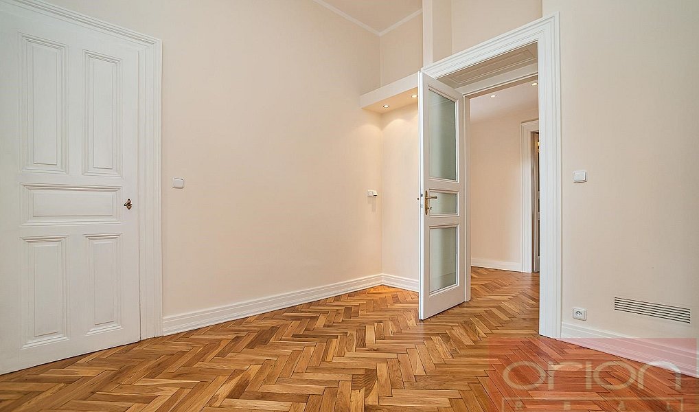 Pronájem bytu 4+1 151 m², Praha – náhled fotky 12