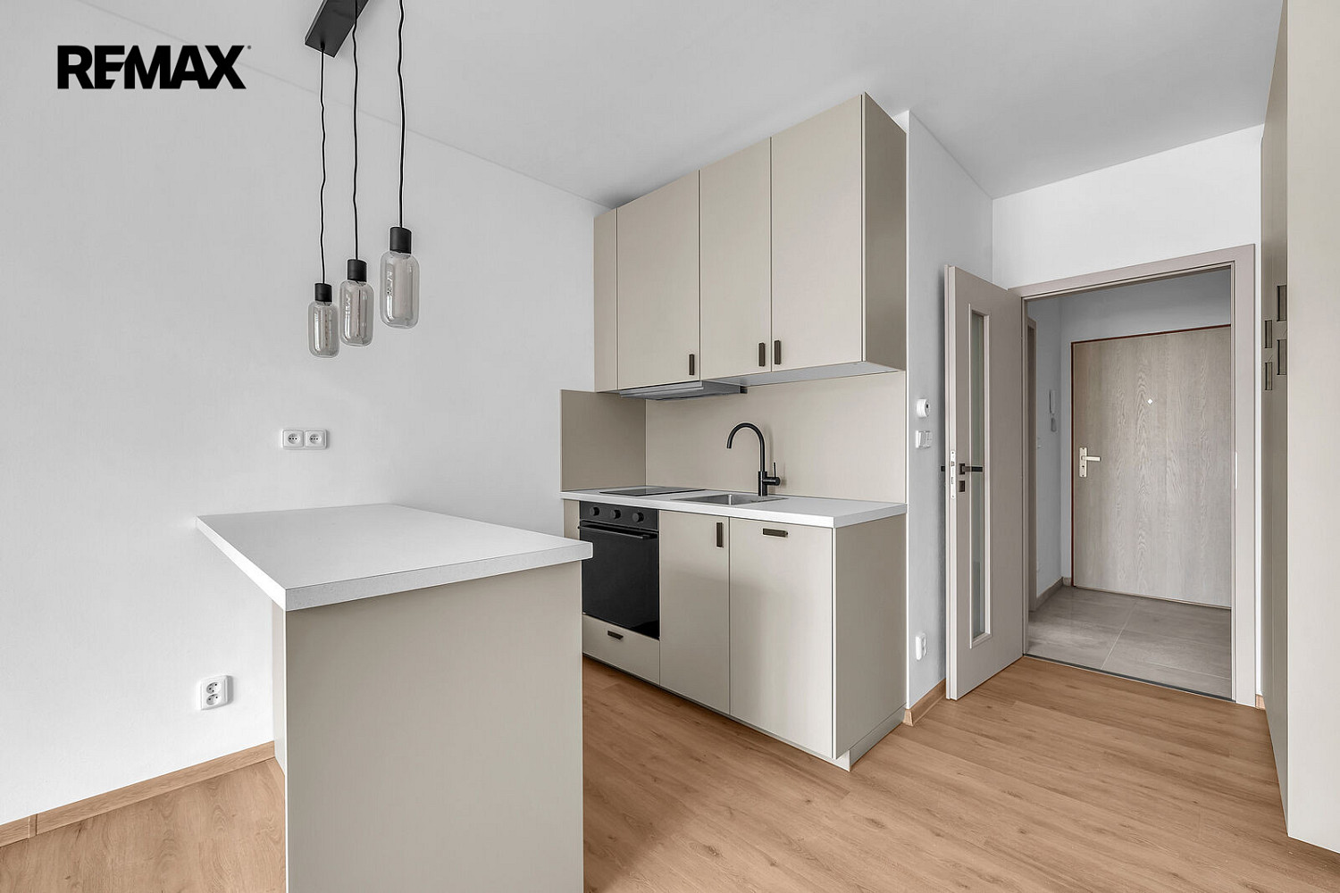 Pronájem bytu 1+kk 25 m²