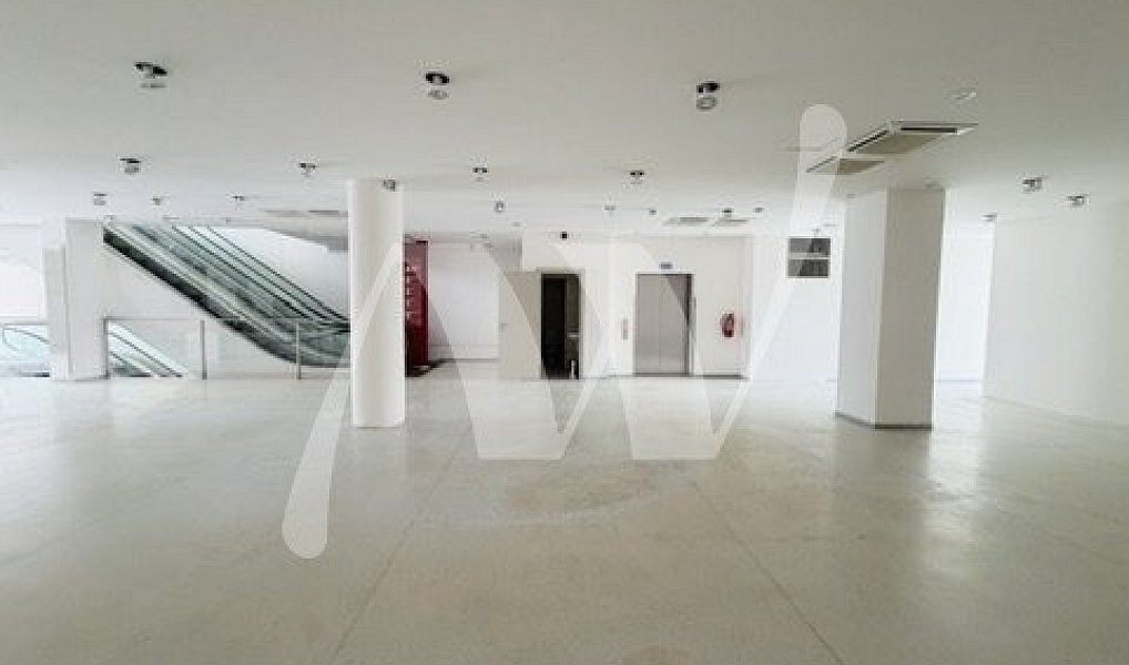 Pronájem obchodních prostor 306 m², Praha – náhled fotky 2