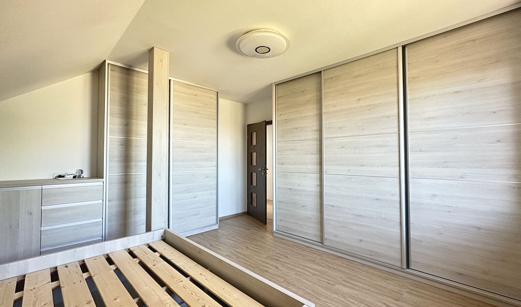 Pronájem domu 152 m² s pozemkem 1 967 m², Peruc – náhled fotky 13