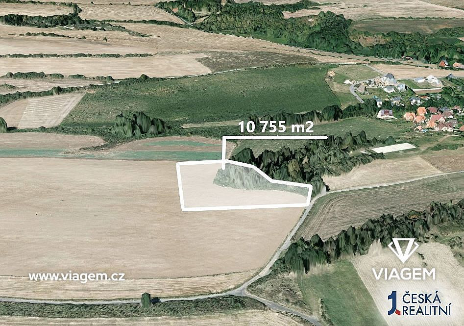 Prodej pole 1 792 m²
