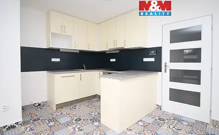Pronájem bytu 3+kk 65 m², Malá, Hradec Králové - Pouchov
