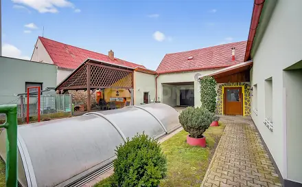 Prodej domu 231 m² s pozemkem 1 422 m², Benešovice, okres Tachov