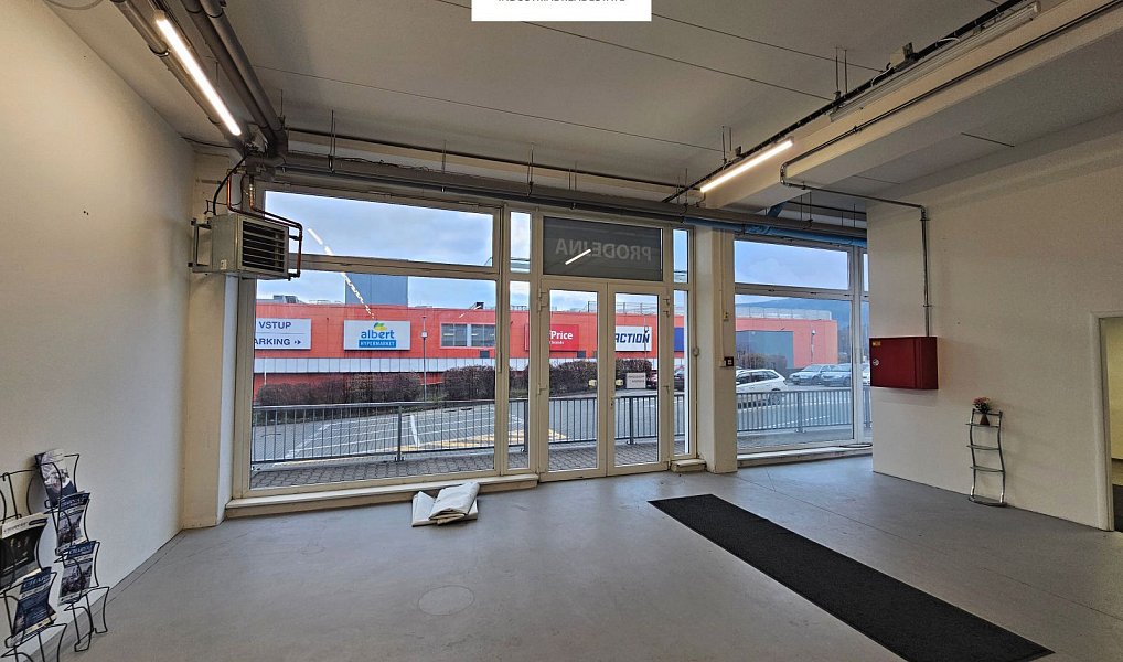 Pronájem obchodních prostor 334 m², Liberec – náhled fotky 3