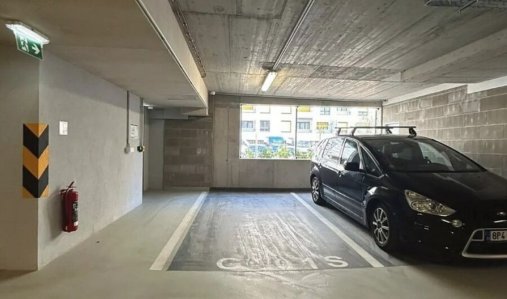 Pronájem garáže 17 m2 Pod Harfou, Praha - Vysočany, Praha – náhled fotky 2