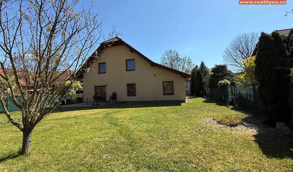 Prodej domu 177 m² s pozemkem 625 m², Mochov – náhled fotky 15