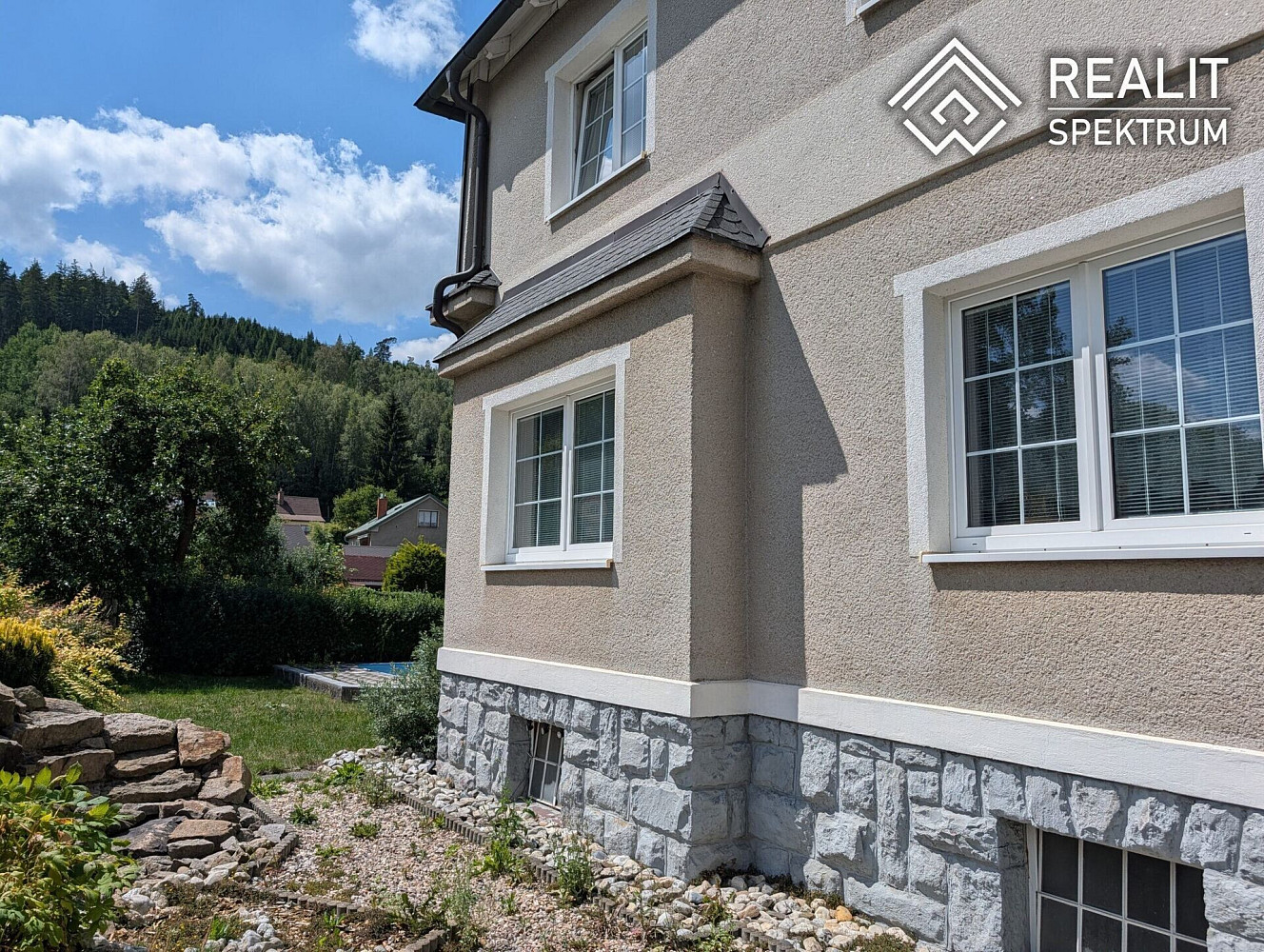 Prodej domu 190 m² s pozemkem 401 m² – fotografie 3