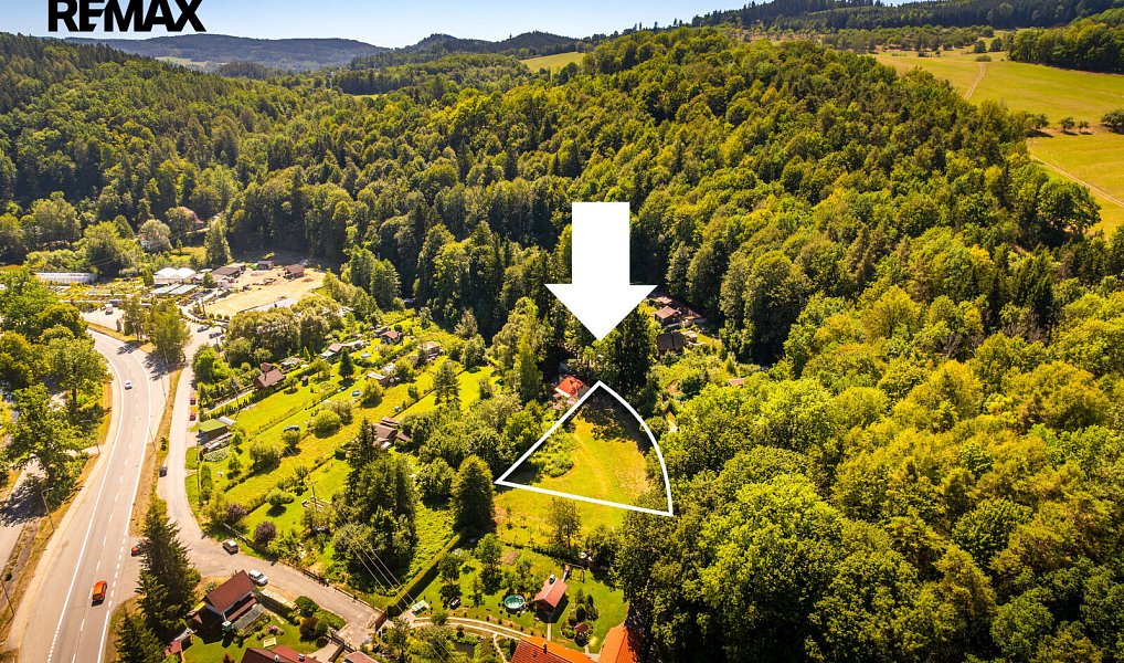 Prodej zahrady 1 001 m², Český Krumlov – náhled fotky 2