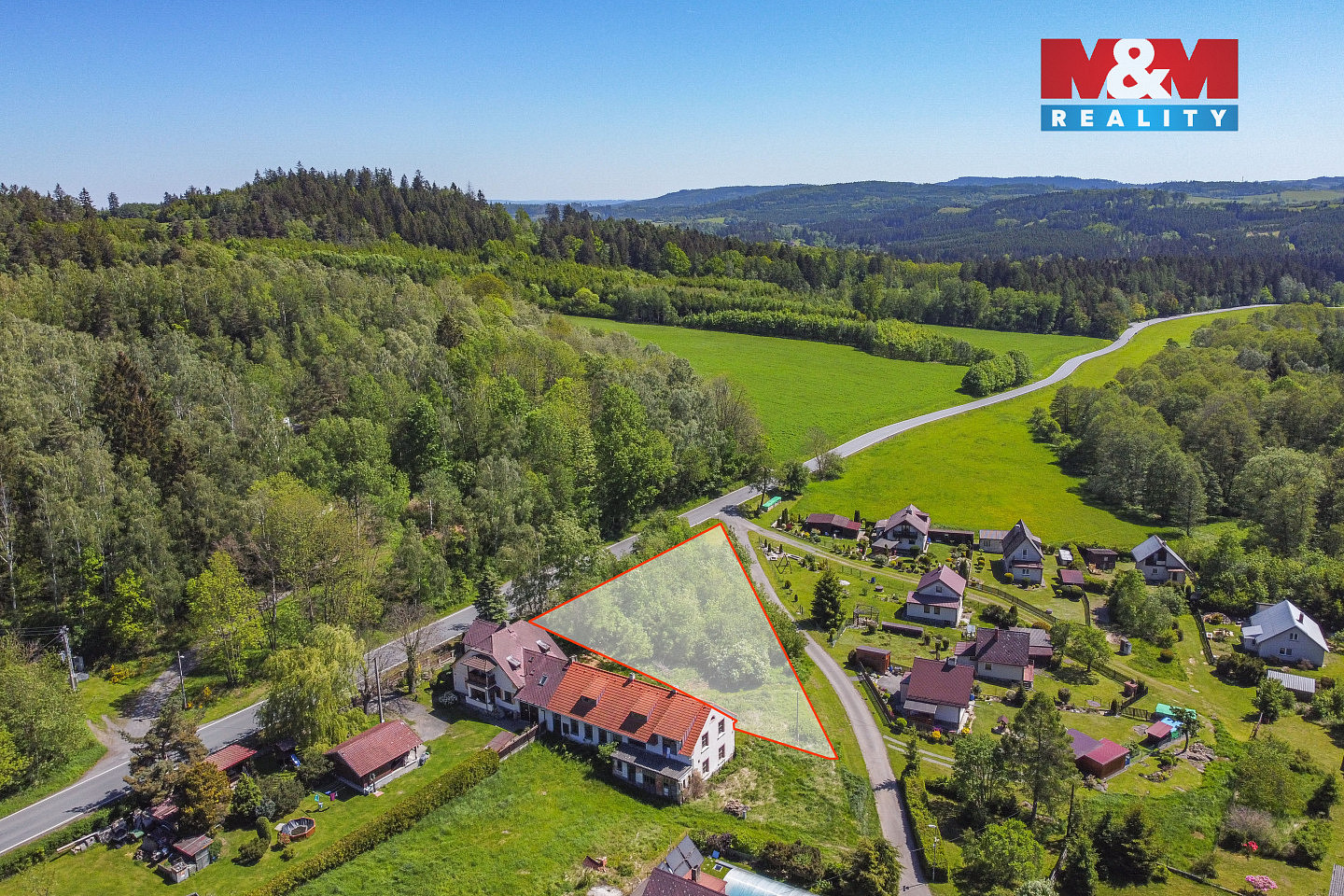 Prodej stavebního pozemku 1 734 m² – fotografie 3