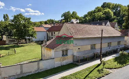 Prodej domu 241 m² s pozemkem 1 596 m², Křesín - Levousy, okres Litoměřice