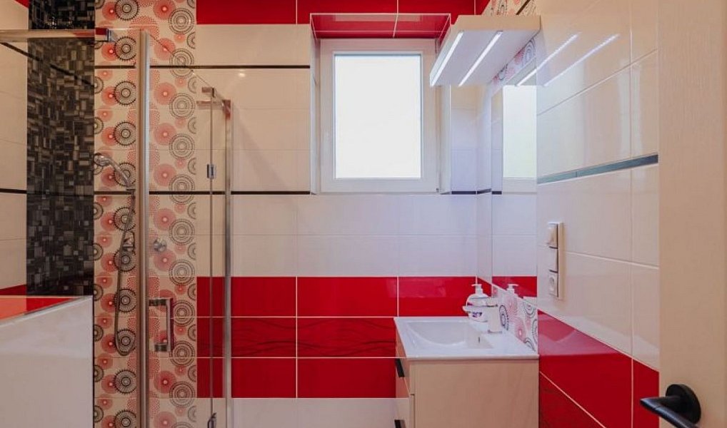 Prodej domu 200 m² s pozemkem 950 m², Plaňany – náhled fotky 14
