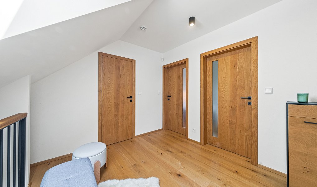 Prodej bytu 3+kk 90 m², Železná Ruda – náhled fotky 9