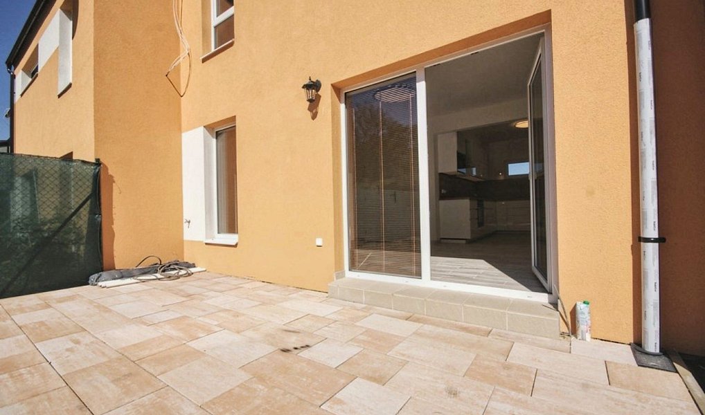 Pronájem domu 80 m² s pozemkem 60 m², Hostouň – náhled fotky 4