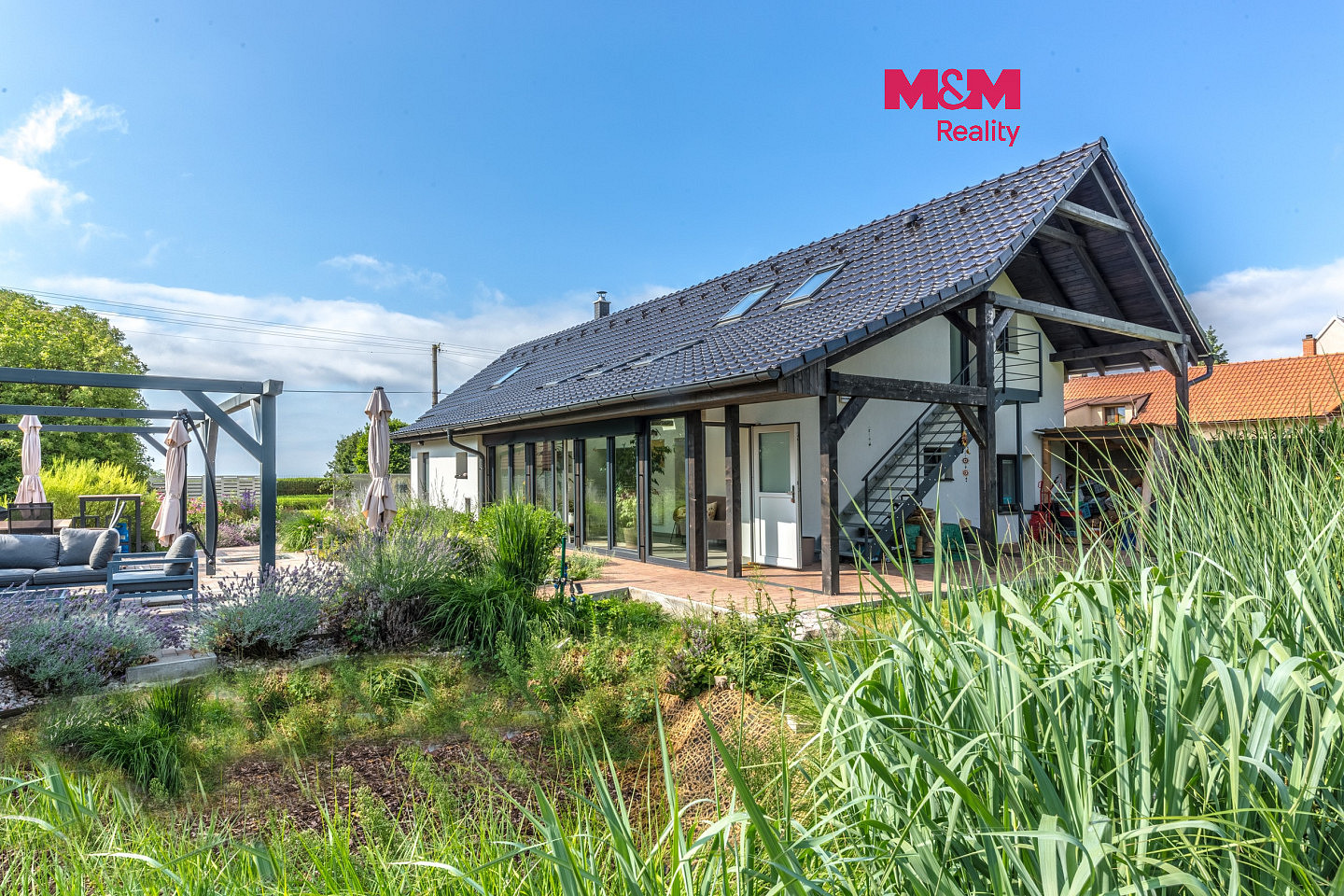 Prodej domu 262 m² s pozemkem 1 440 m²