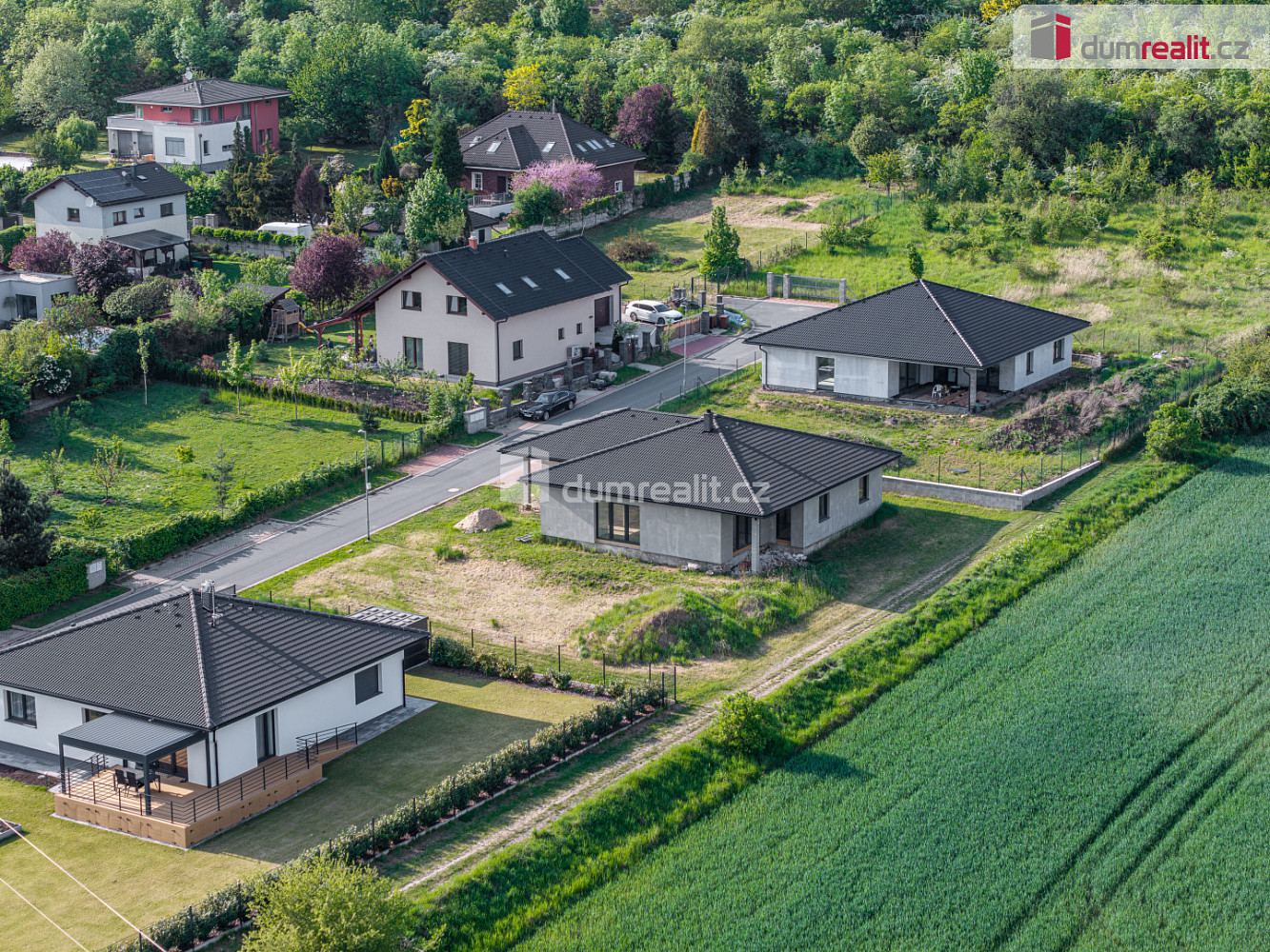 Prodej domu 218 m² s pozemkem 962 m² — photo 2
