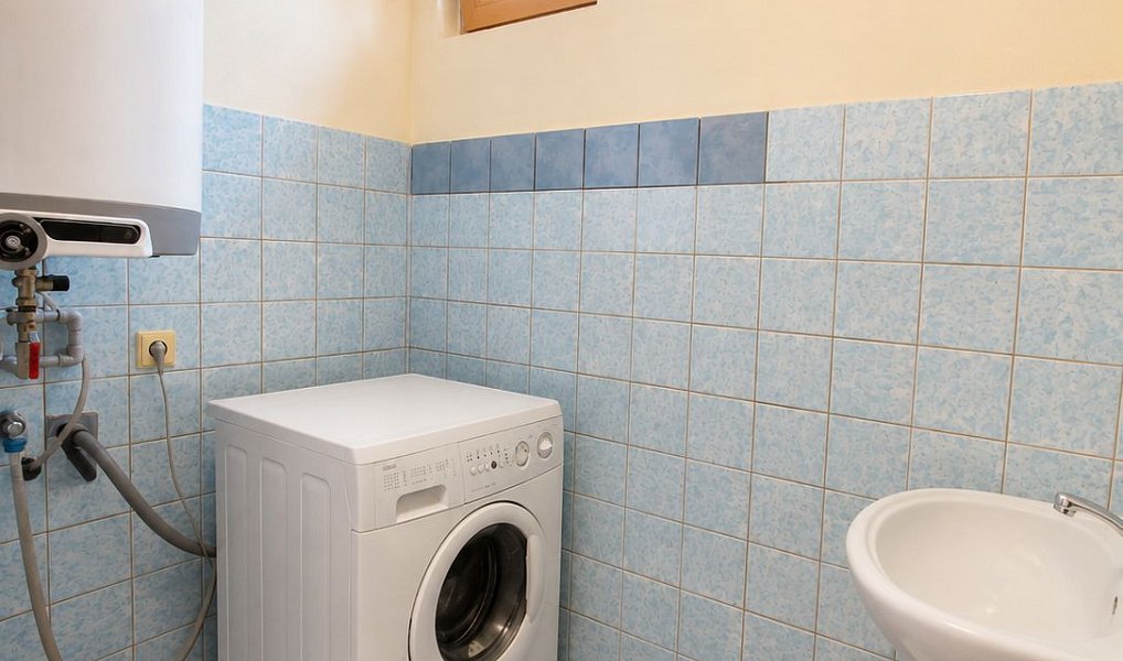 Prodej domu 238 m² s pozemkem 1 086 m², Kunžak – náhled fotky 21
