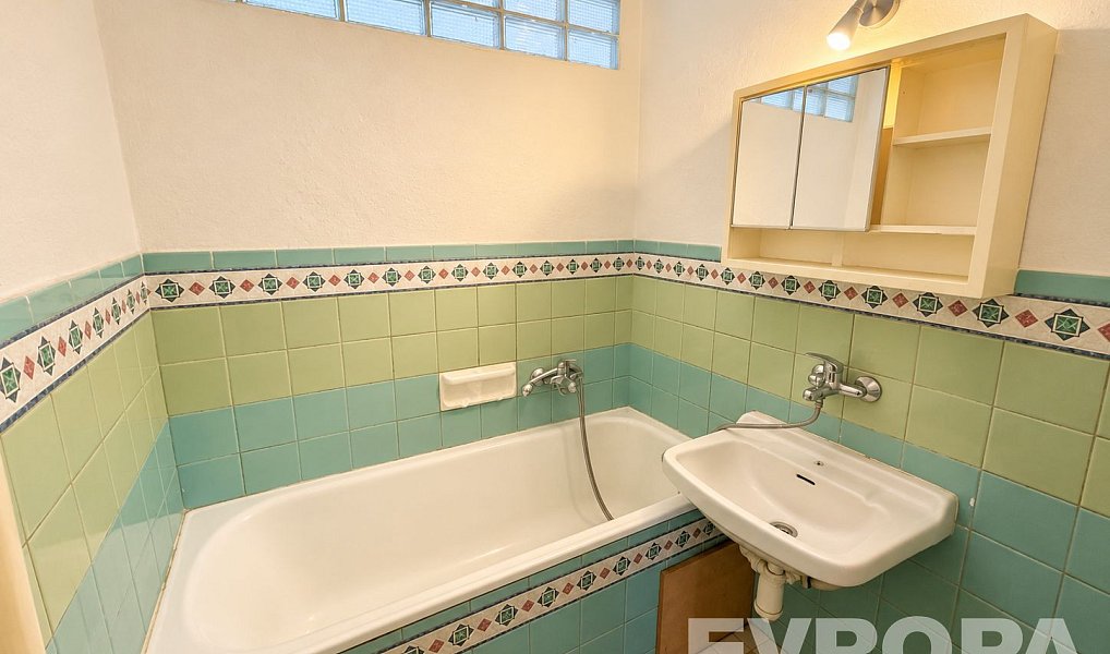 Prodej bytu 3+1 85 m², Plzeň – náhled fotky 9